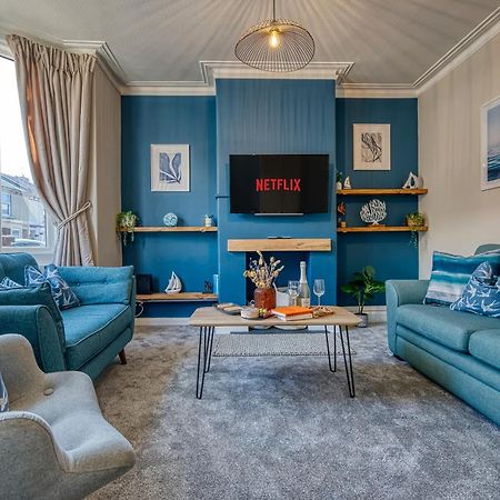 2 Bedrooms Modern, Stunning & Stylish Contractor House, Prime Portsmouth Location With Free Parking Permit, Summer Special Offer!! - By Blue Puffin Stays Extérieur photo