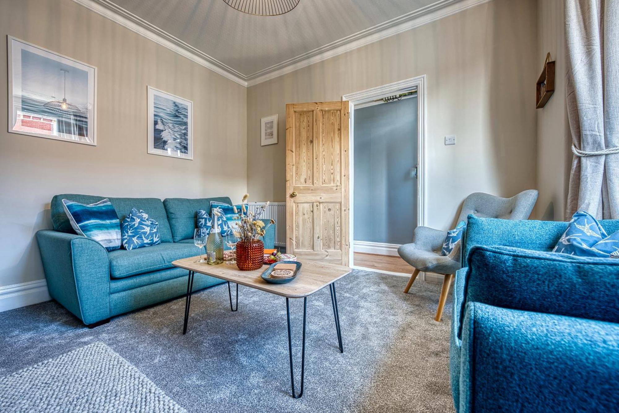 2 Bedrooms Modern, Stunning & Stylish Contractor House, Prime Portsmouth Location With Free Parking Permit, Summer Special Offer!! - By Blue Puffin Stays Extérieur photo