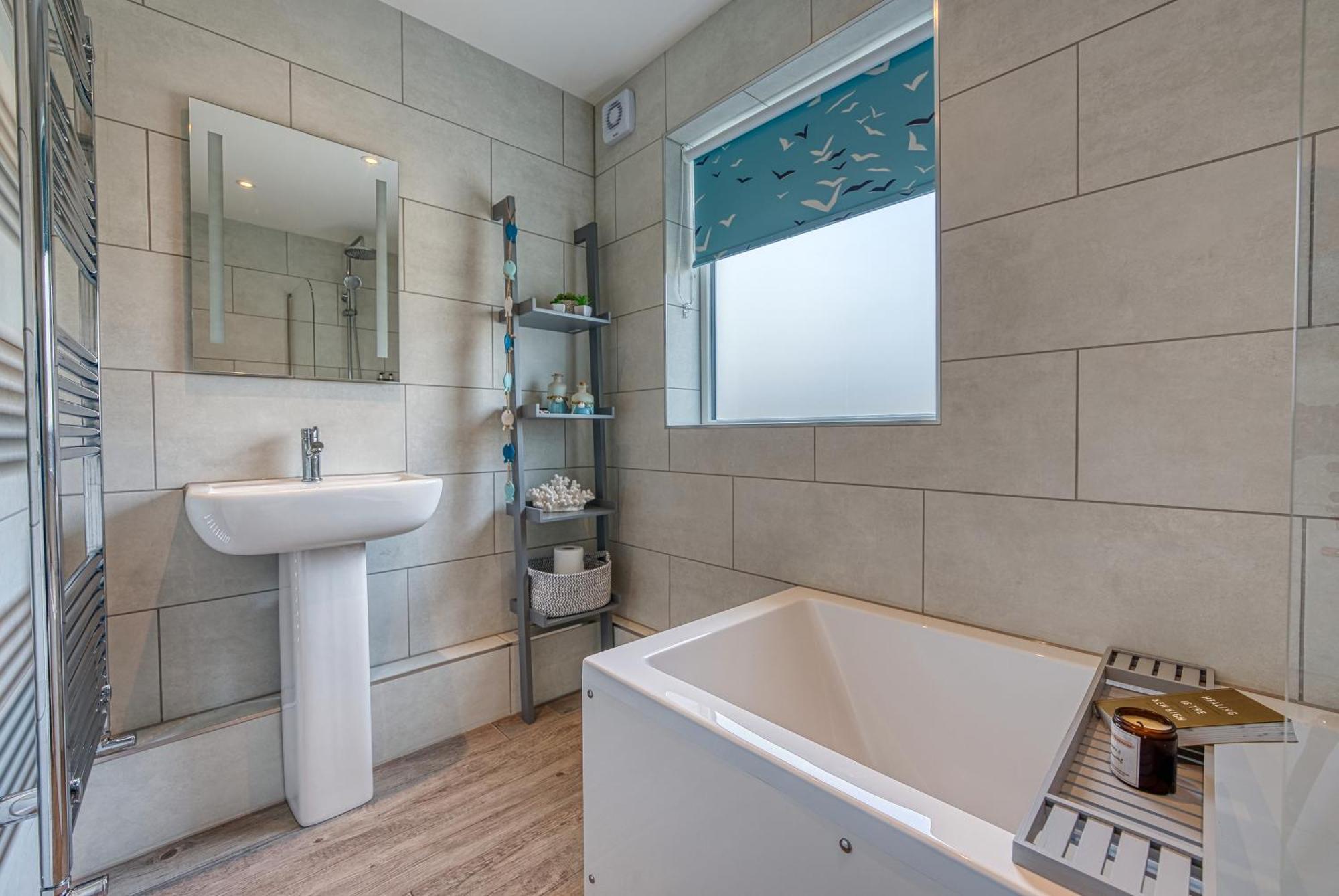 2 Bedrooms Modern, Stunning & Stylish Contractor House, Prime Portsmouth Location With Free Parking Permit, Summer Special Offer!! - By Blue Puffin Stays Extérieur photo